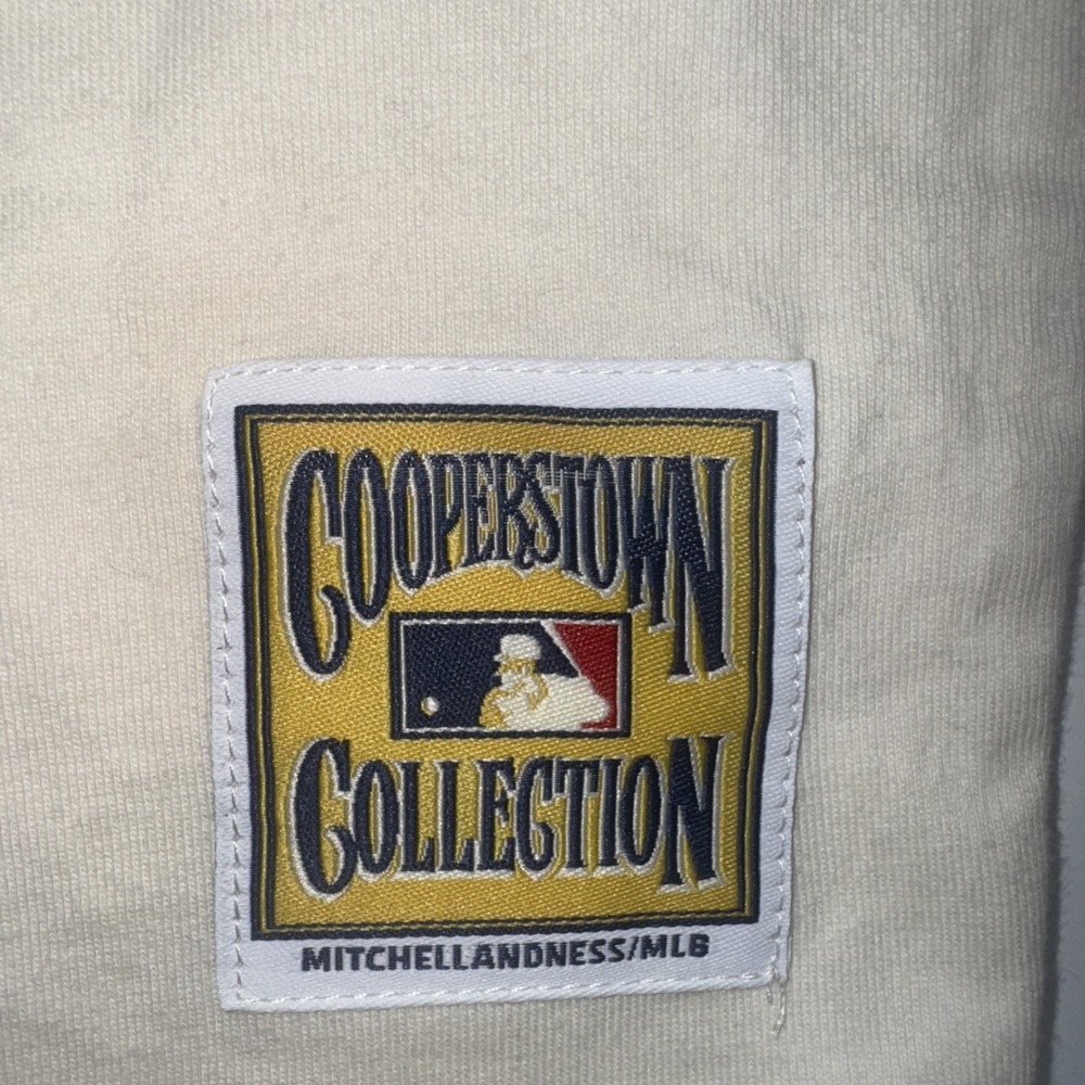 NEW Mitchell & Ness MLB Angels Cooperstown Women's‎ Boxy Crop T-Shirt XL - Picture 5 of 8